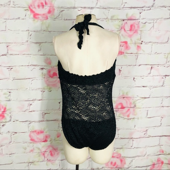 Mossimo one piece crochet halter top swimsuit - Picture 6 of 8